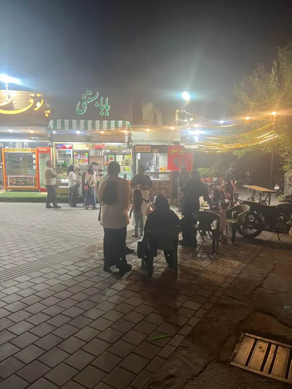 اجاره اداری و تجاری 12 متری در اباذر
