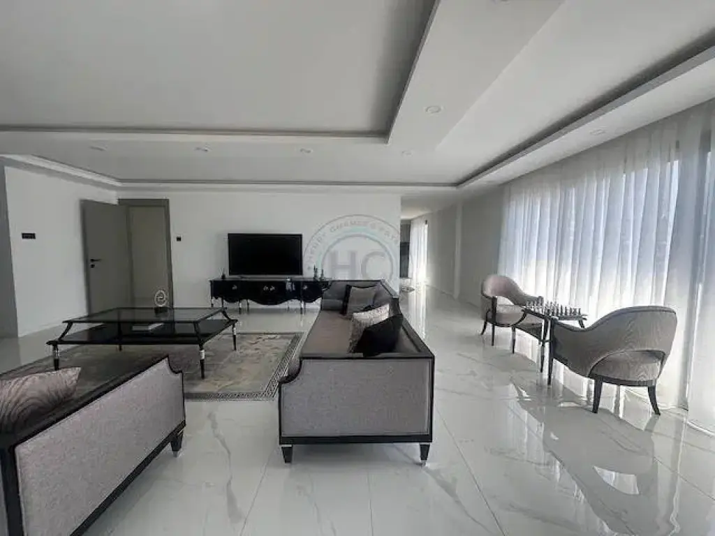فروش آپارتمان 190 متری در شهرک آزمایش