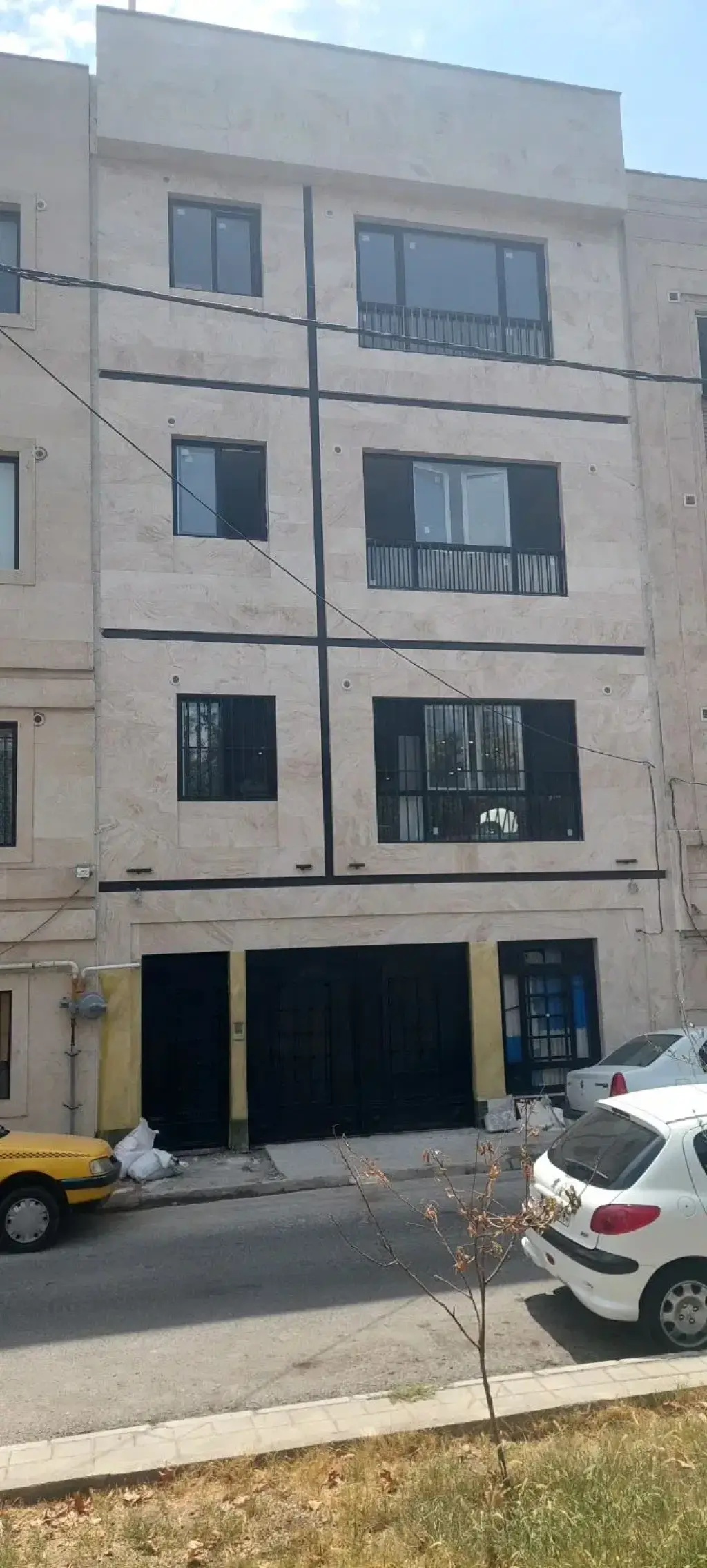 فروش آپارتمان 118 متری در ورزشگاه آزادی