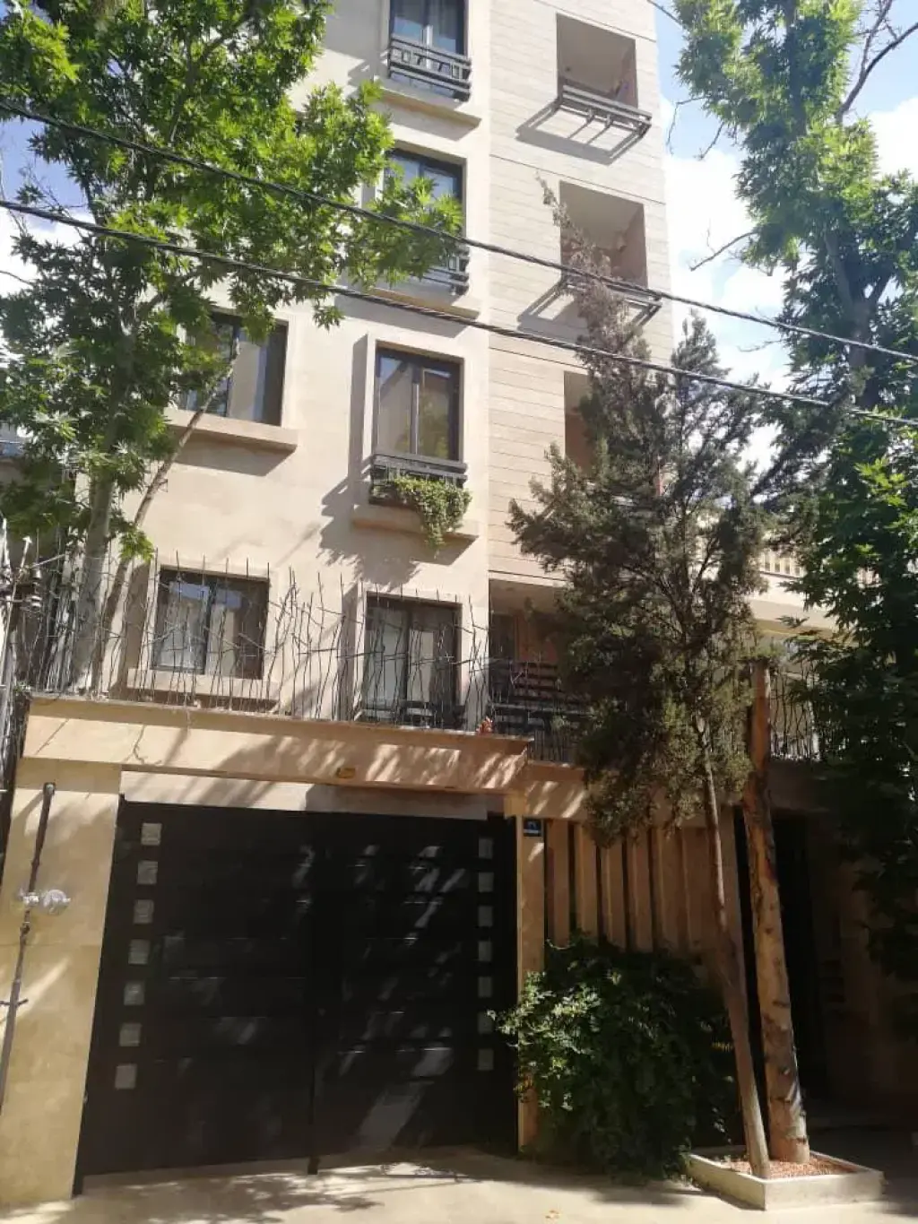 اجاره آپارتمان 76 متری در قلهک