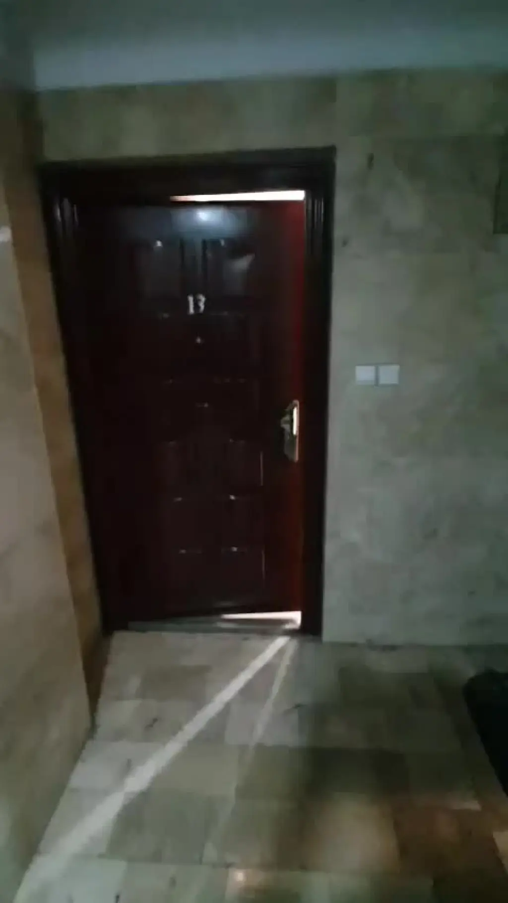 فروش آپارتمان 98 متری در باشگاه نفت