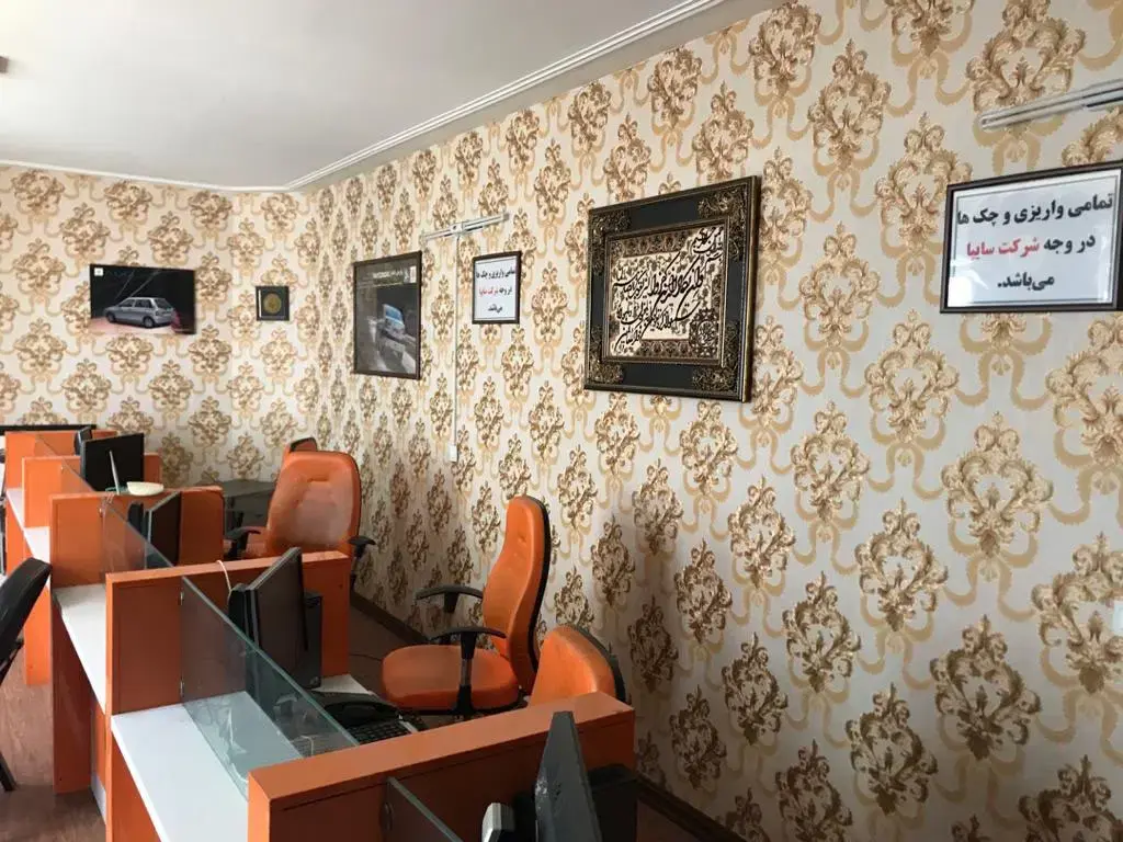 اجاره اداری و تجاری 128 متری در صادقیه