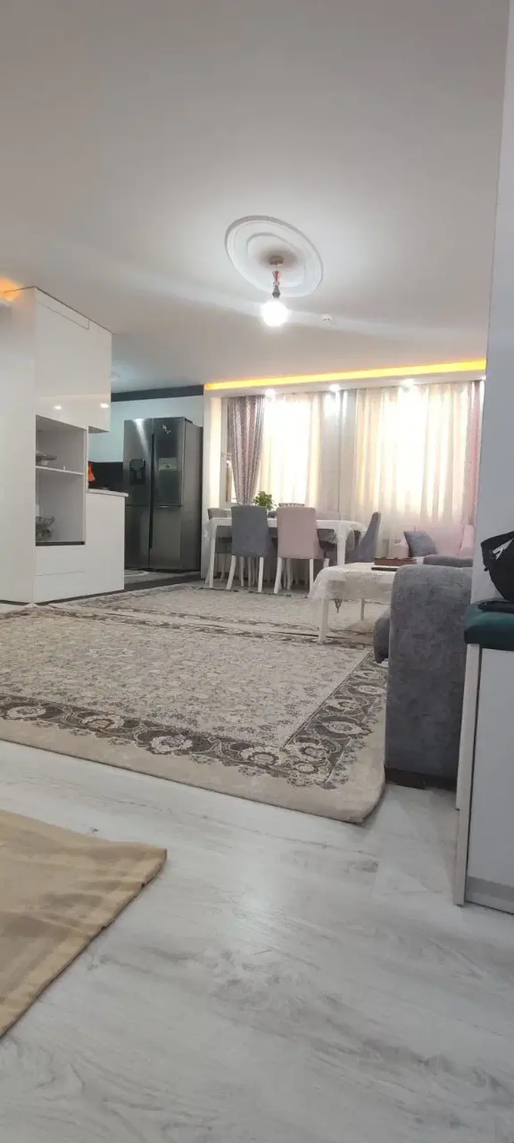 فروش آپارتمان 84 متری در گلستان (شهرک راه آهن)