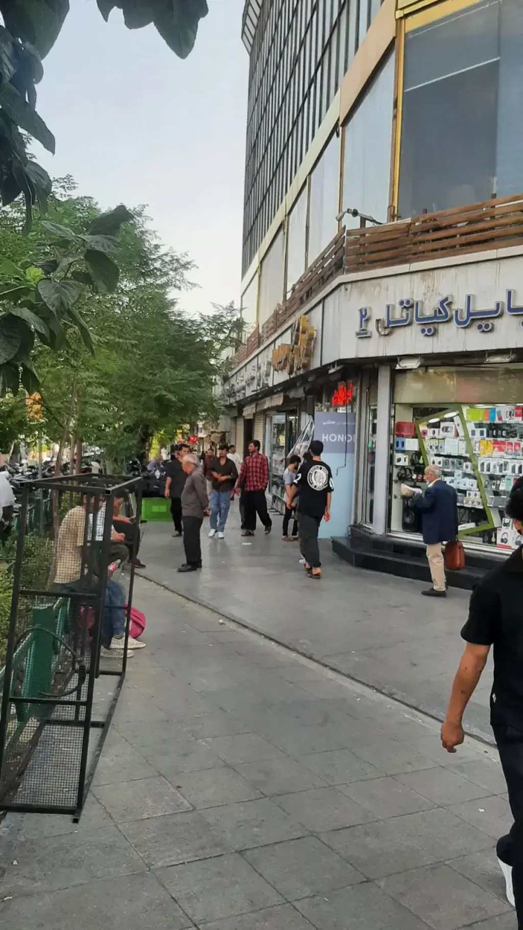 اجاره اداری و تجاری 50 متری در امام حسین - تصویر 6