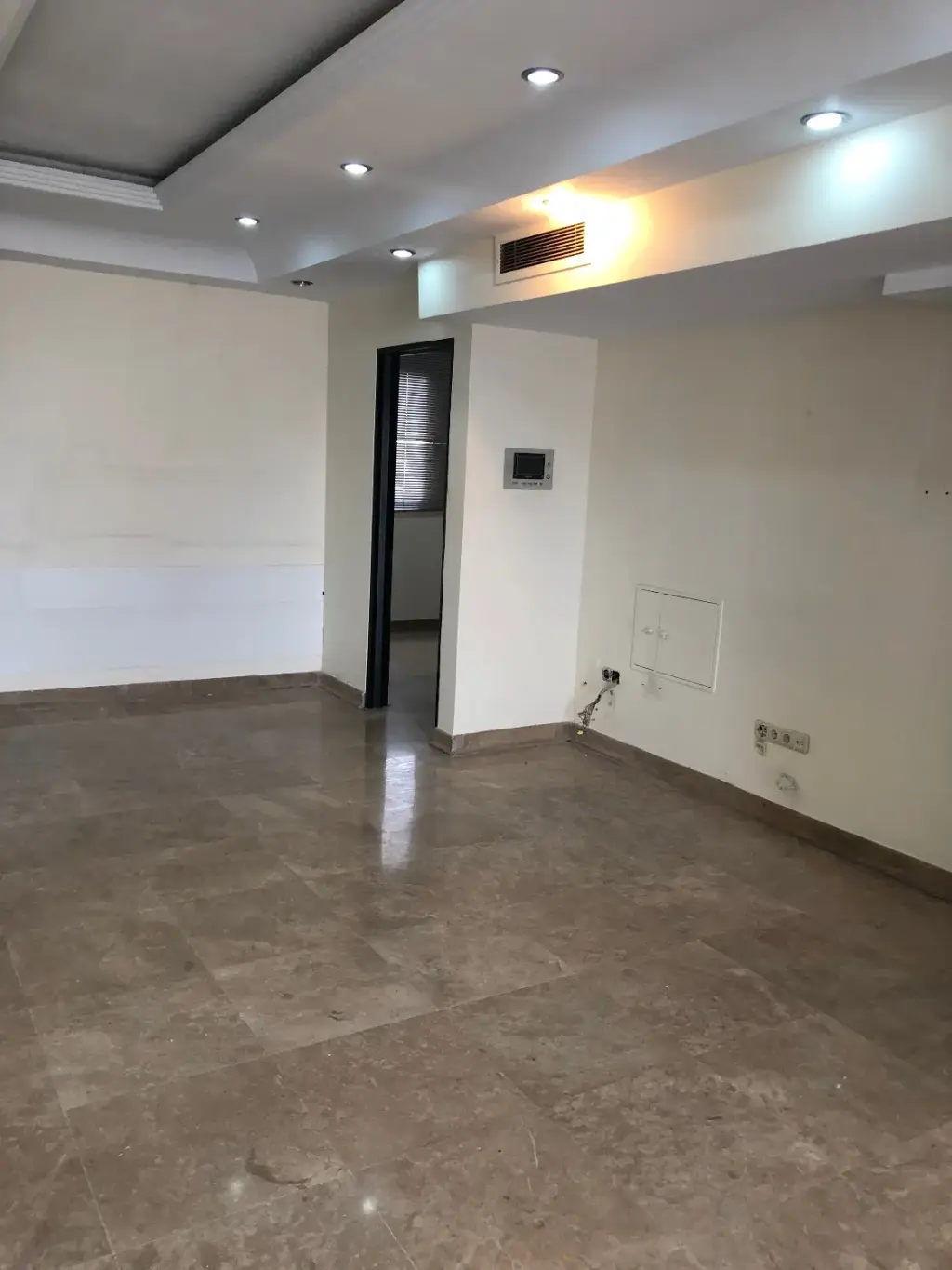 اجاره اداری و تجاری 90 متری در ظفر - تصویر 7