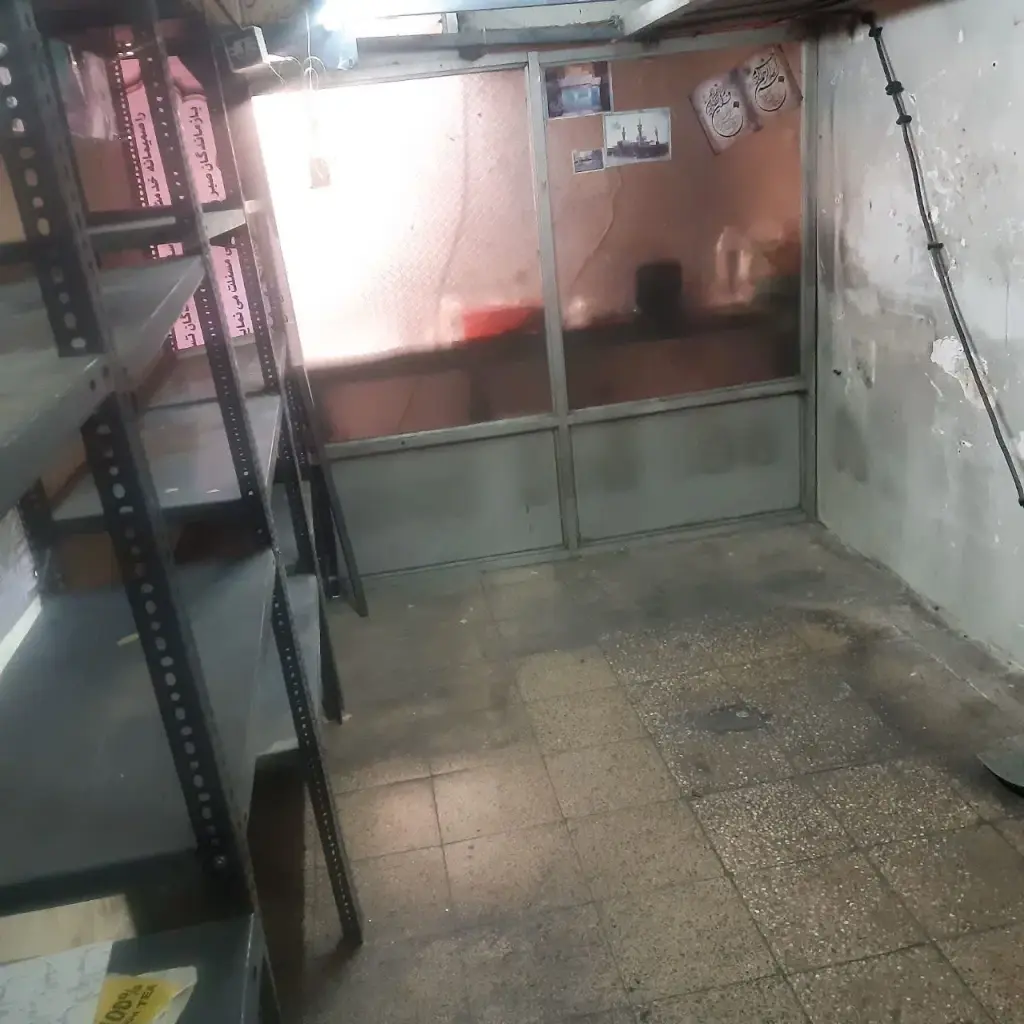 اجاره اداری و تجاری 12 متری در بازار