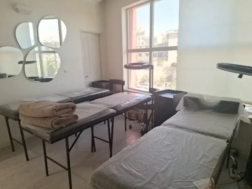 اجاره اداری و تجاری 18 متری در مرزداران