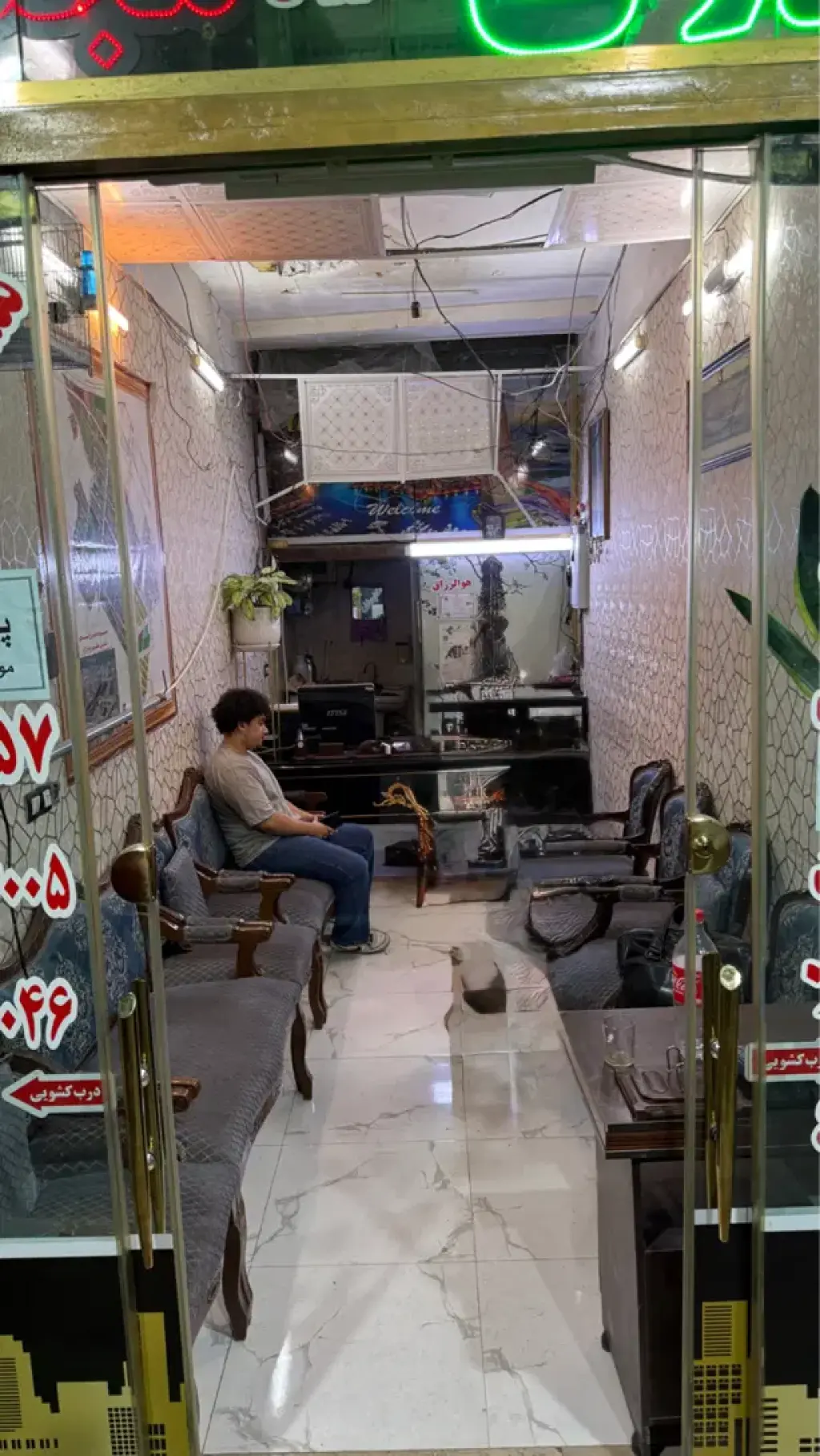 اجاره اداری و تجاری 20 متری در شکوفه (عبدل آباد)