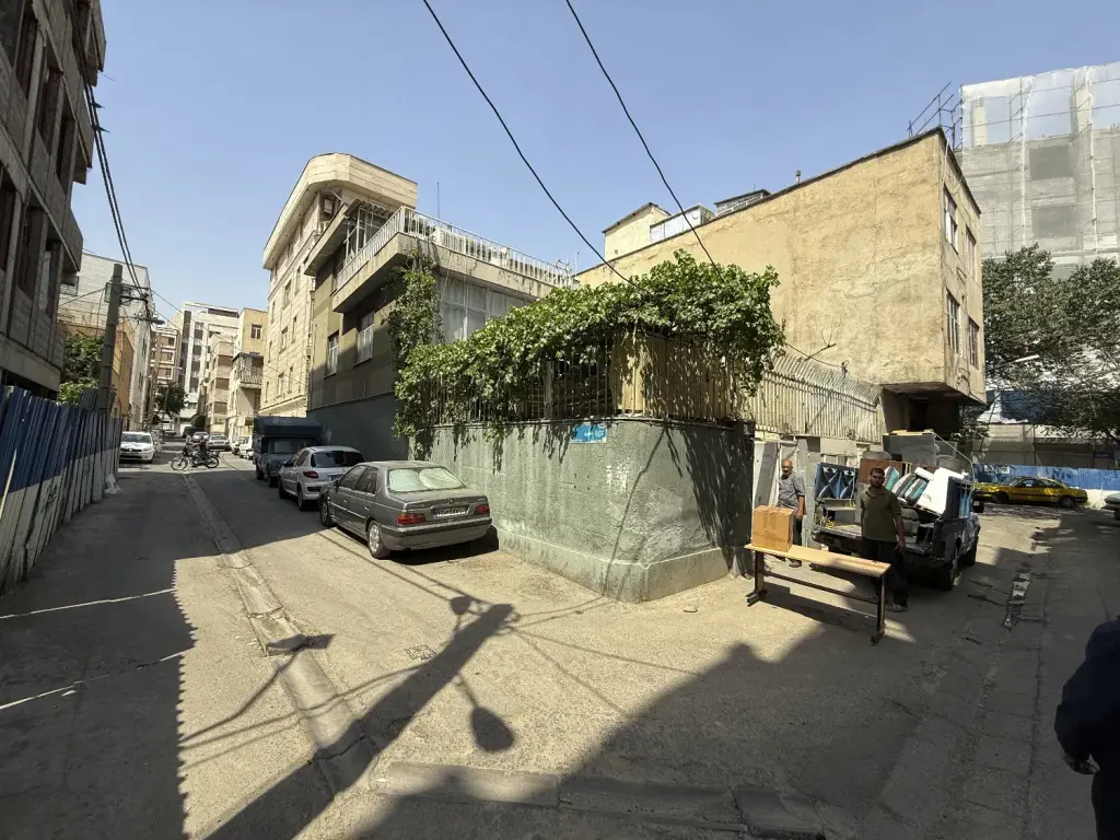 اجاره اداری و تجاری 150 متری در دانشگاه شریف