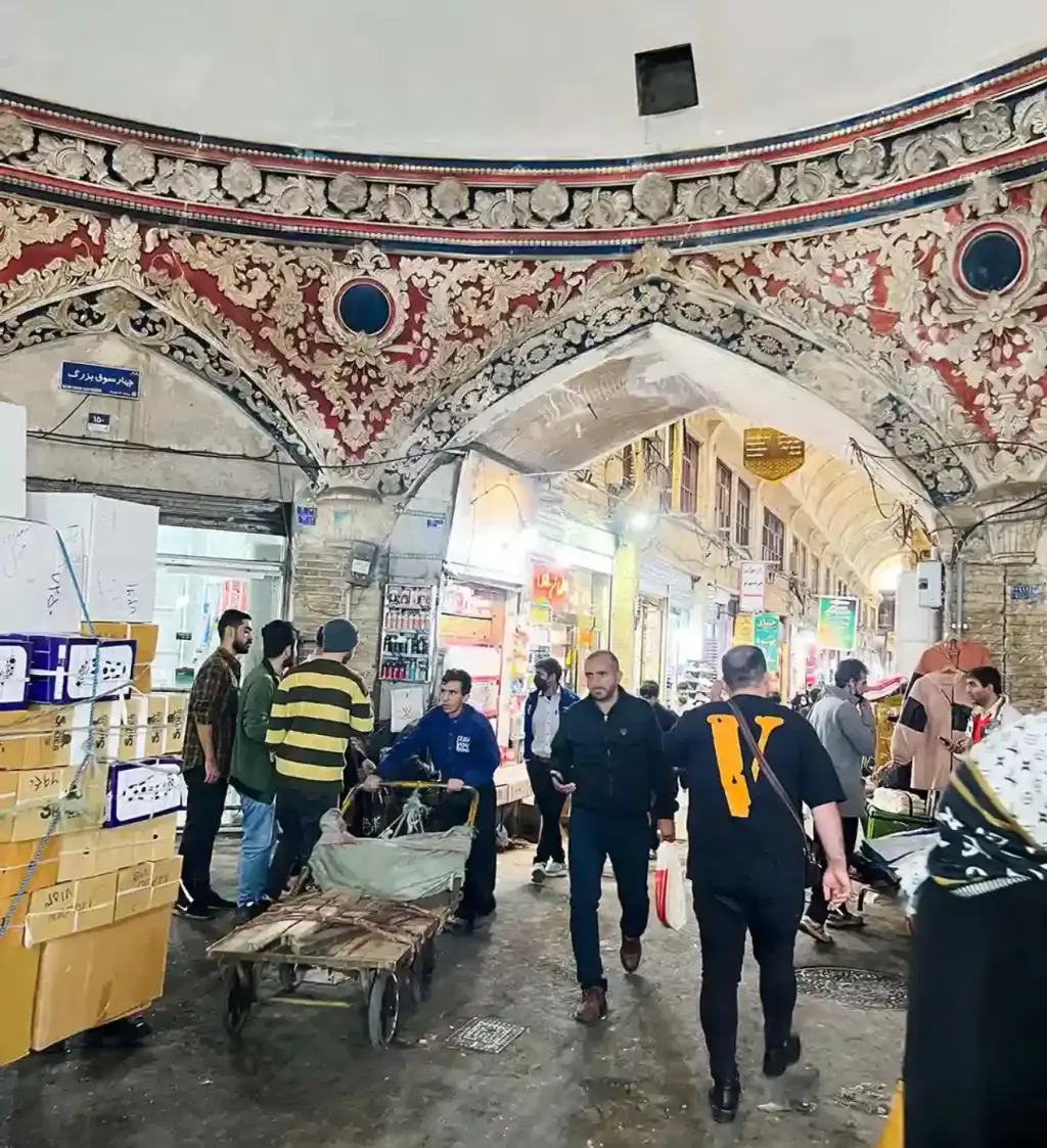 فروش اداری و تجاری 3 متری در بازار - تصویر 4