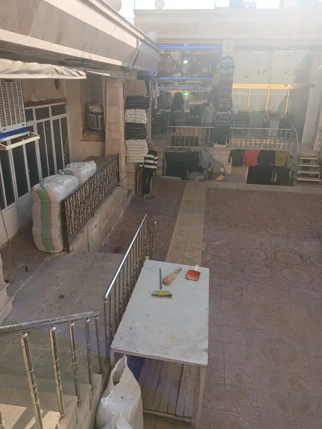 فروش اداری و تجاری 28 متری در بازار