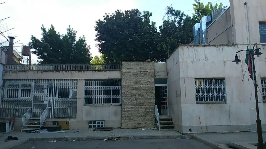 اجاره اداری و تجاری 530 متری در حکمت - تصویر 2