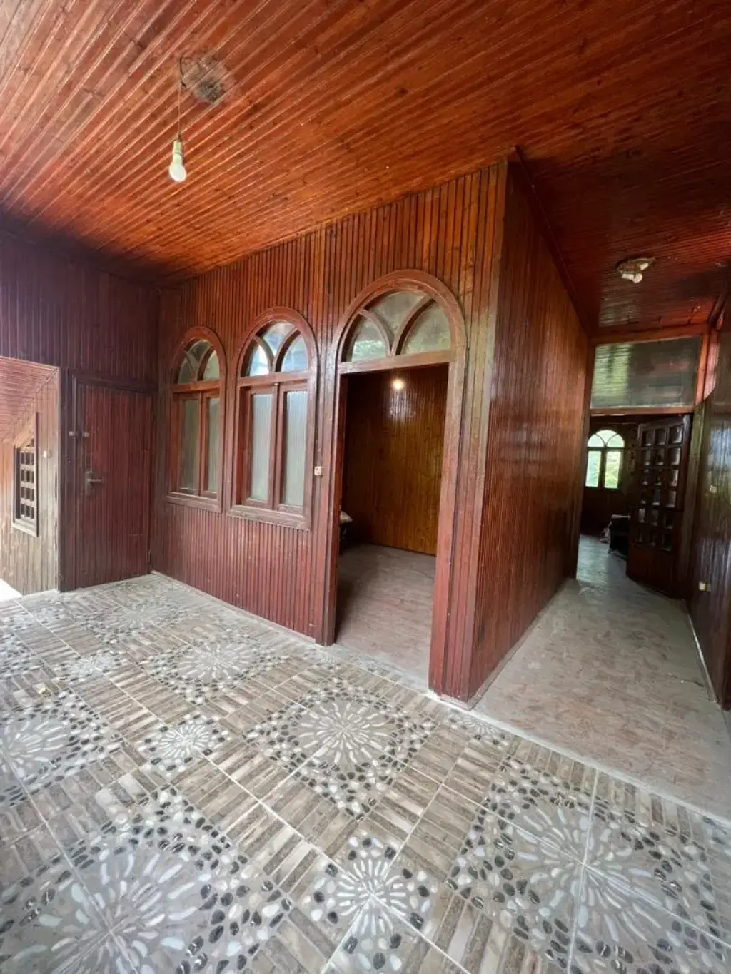 اجاره خانه و ویلا 600 متری در شهرک غرب - تصویر 2