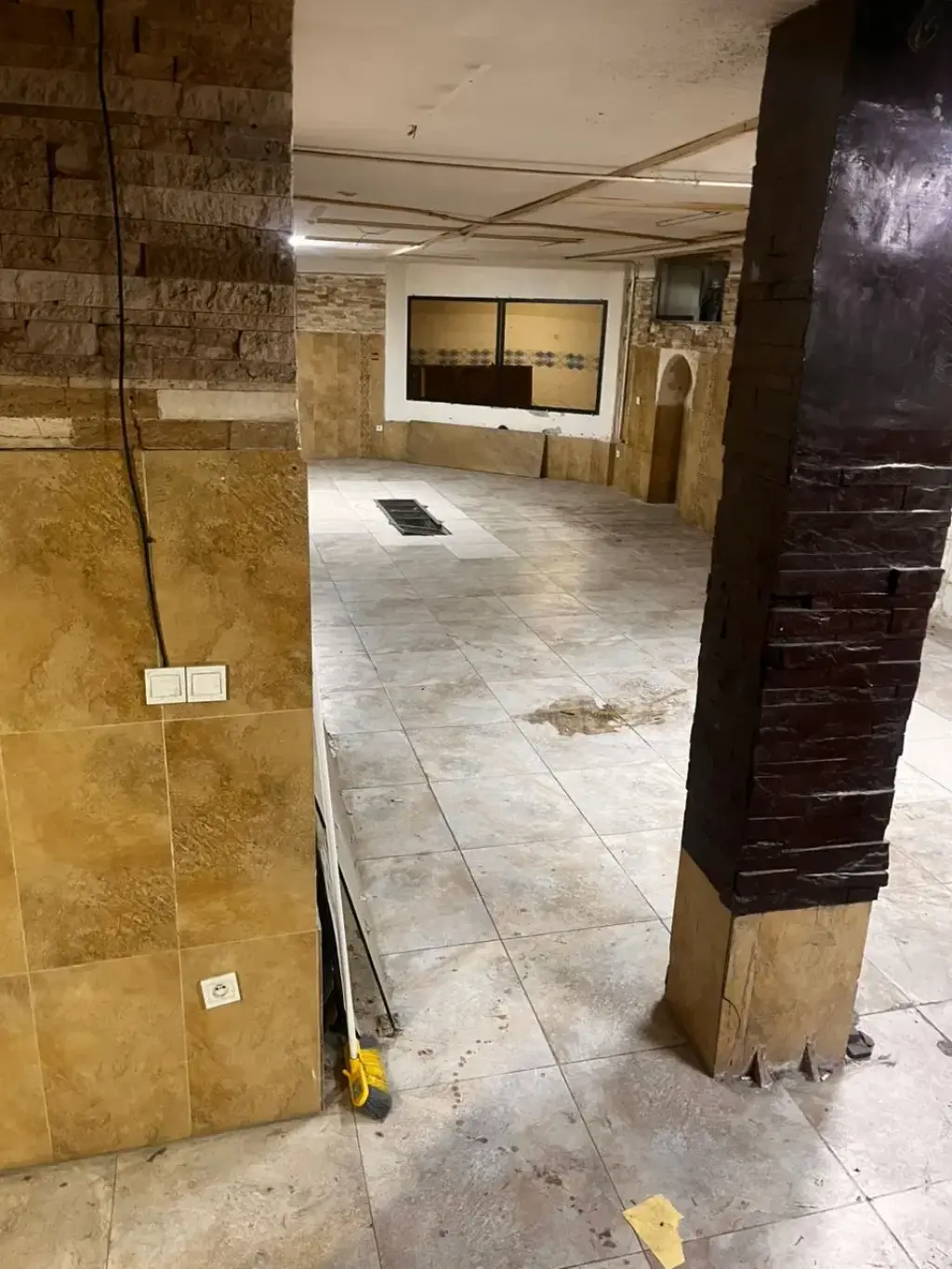 اجاره اداری و تجاری 110 متری در بهجت‌آباد - تصویر 2