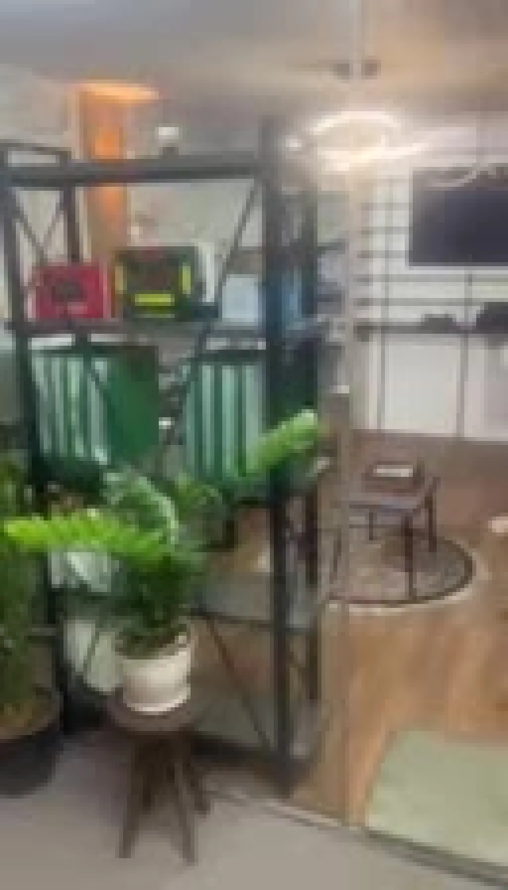 اجاره اداری و تجاری 24 متری در صادقیه