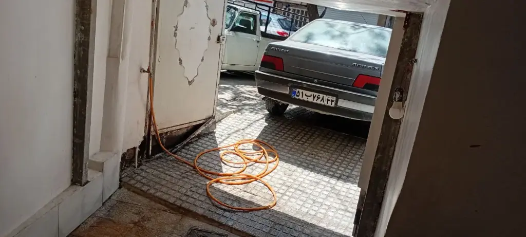 اجاره اداری و تجاری 9 متری در خاک سفید