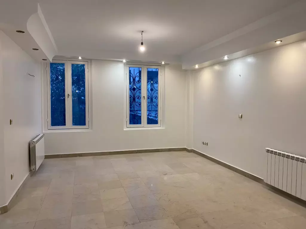 88متر1خواب تخلیه فول امکانات