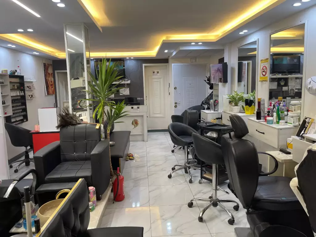 اجاره میز ناخن،مژه،رنگ،پوست و تمامی لاینها