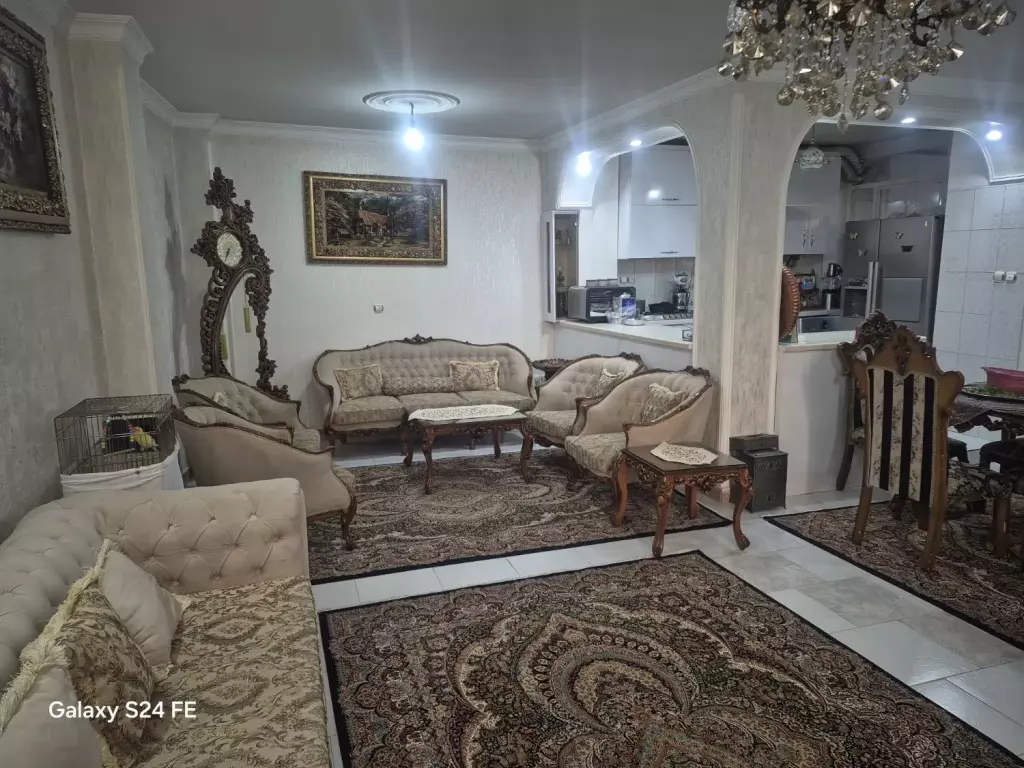 83 متری خیابان تختی