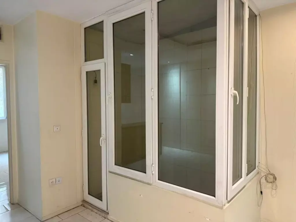 فروش یک طبقه اپارتمان، ستارخان، همایونشهر جنوبی