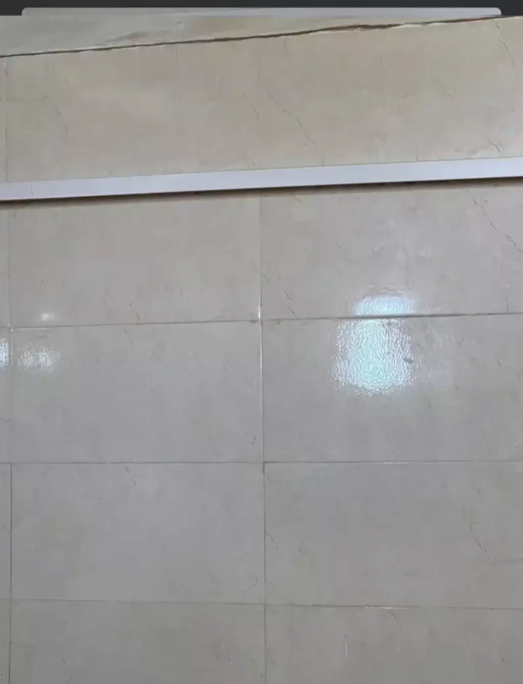 سالن/سوله بهداشتی150مترآزادگان/سیب سلامت