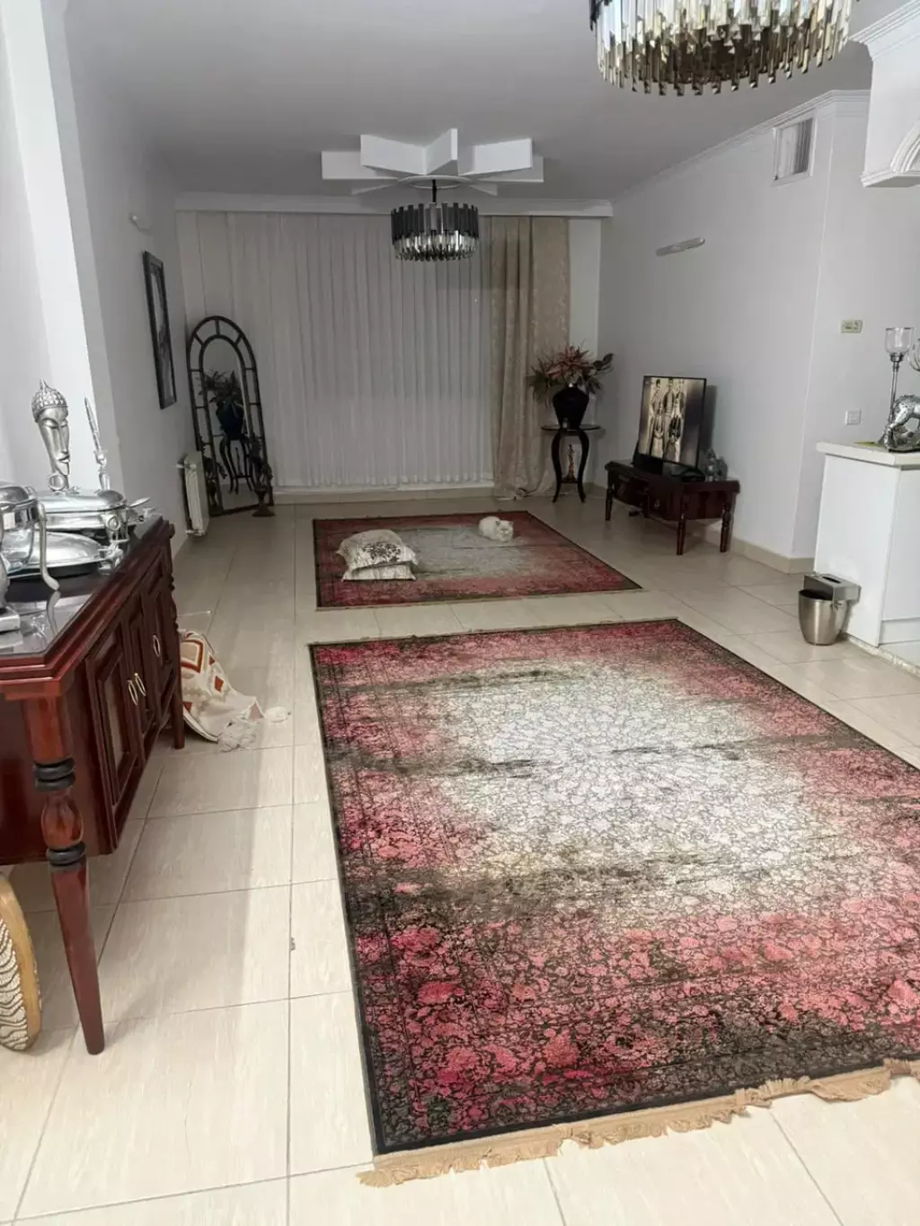 80 متر آپارتمان 2خوابه با پارکینگ (مظفری.سجده ای)