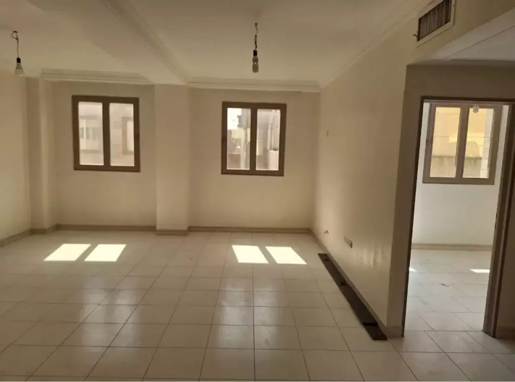80 متر/ 2 خوابه /اسکندری