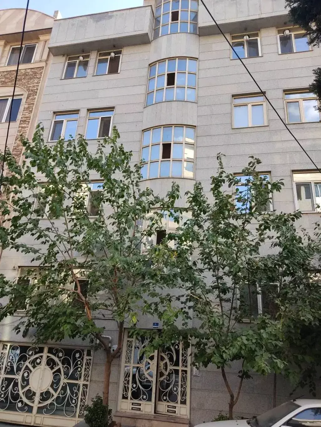 آپارتمان 81 متری