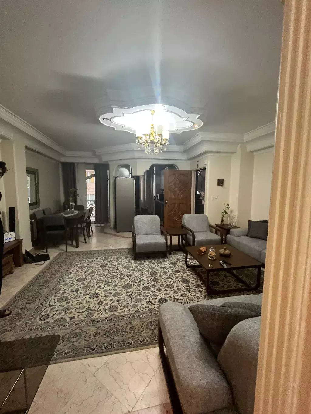 60متر/لوکیشن اعیانی چهارباغ شرقی /قدرالسهم دار