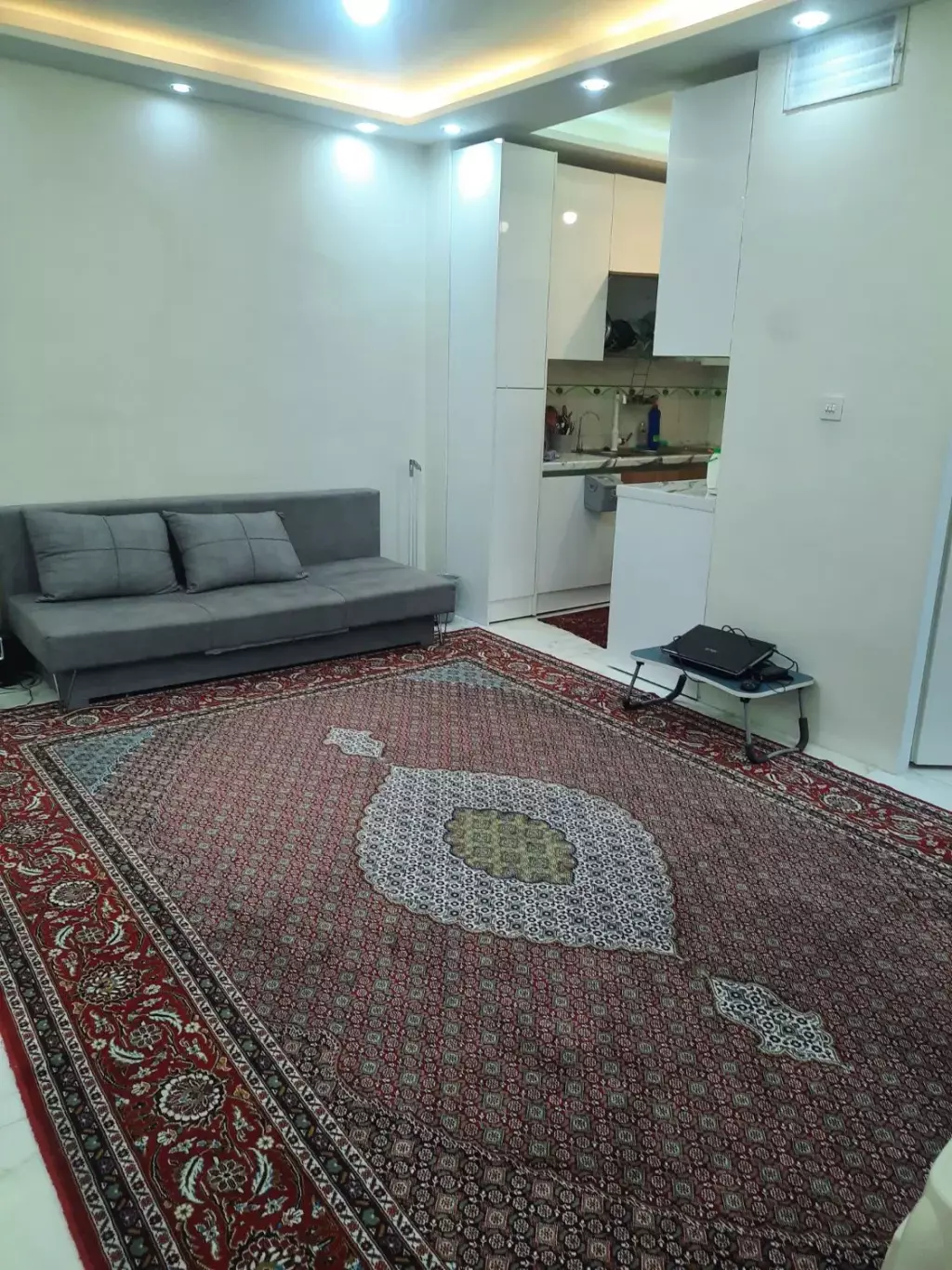 واحد50متری/پارکینگ/انباری/بازسازی شده/خیابان بهنود