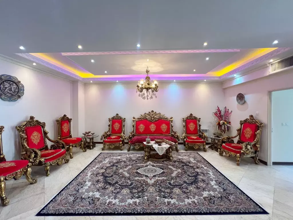 125 متر/تک واحدی/2 خواب/فول امکانات/کریمشاهیان