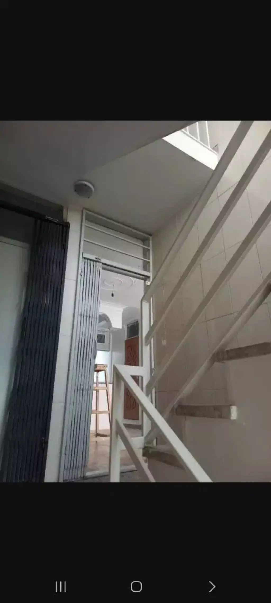 60 متری سبلان جنوبی کوچه بزرگ 8متری