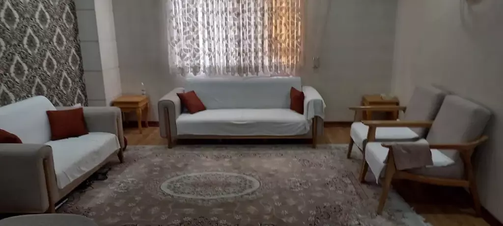 اجاره 79 متری