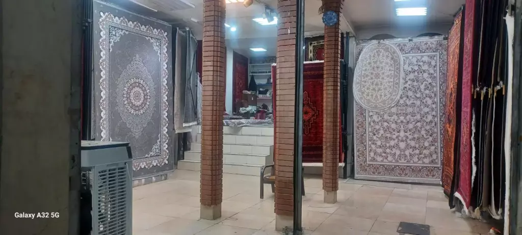 رهن و اجاره مغازه 100 متر چهاراه مولوی
