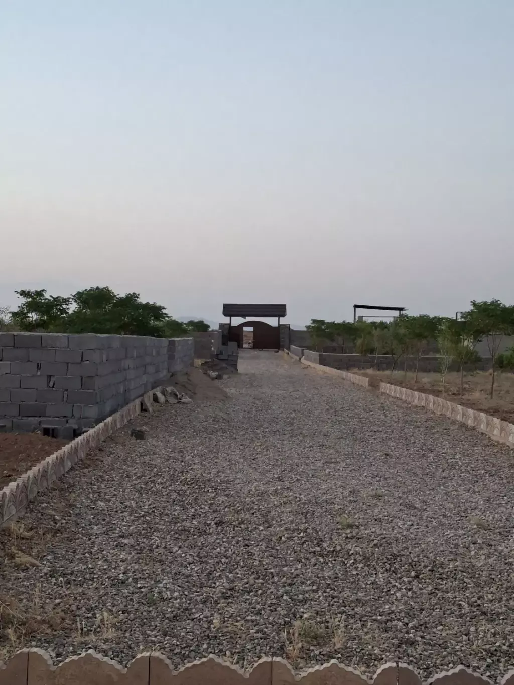 باغ و باغچه و ویلا