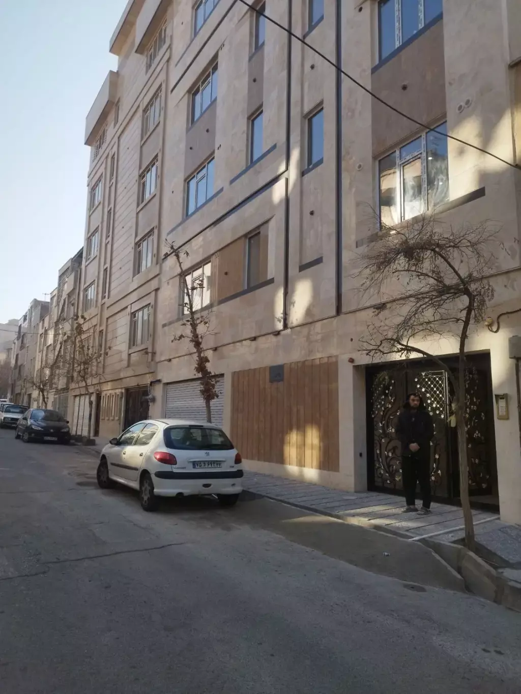 آپارتمان نوساز 82 متری بلوک E
