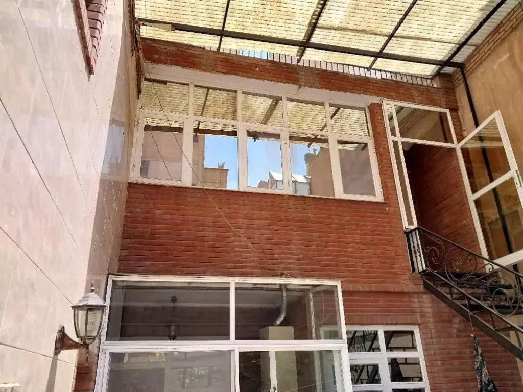 ملک دربست 2طبقه پشت قواره