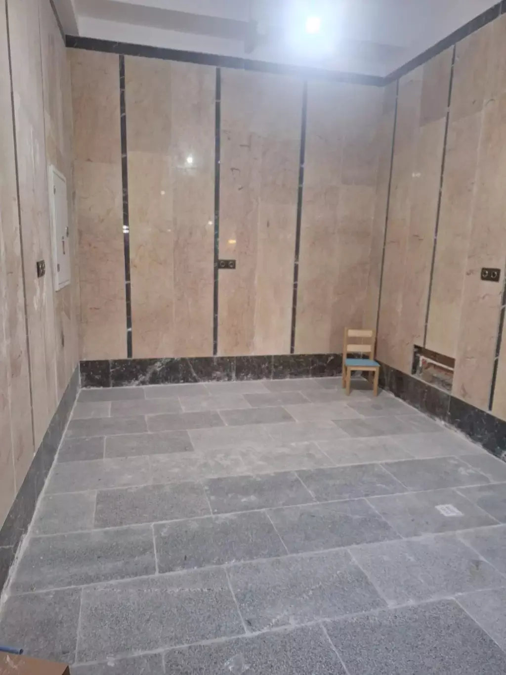 15 متر مغازه تجاری