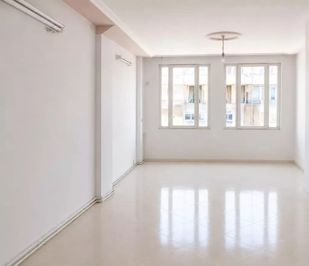 رهن کامل اپارتمان/تک واحد/ نور گیر و موقعیت عالی