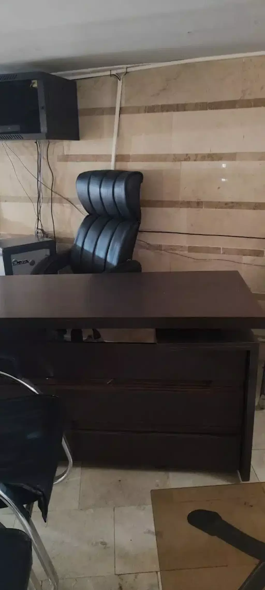 اجاره اداری و تجاری 90 متری در بهاران