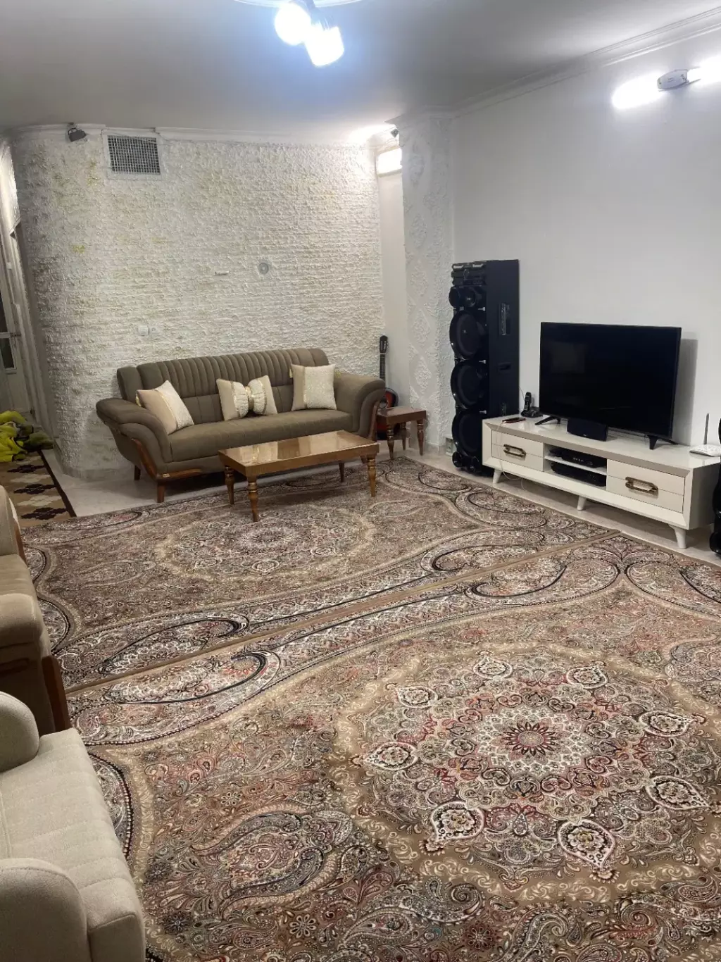 اجاره آپارتمان 67 متری در زمزم