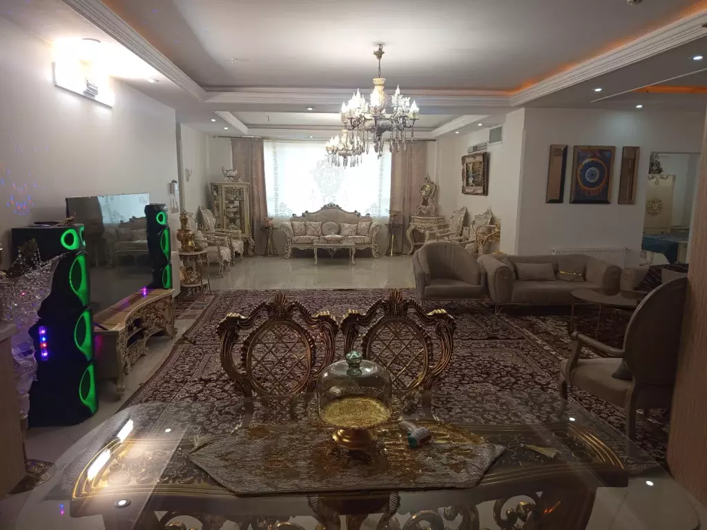 فروش آپارتمان 158 متری در گلچین