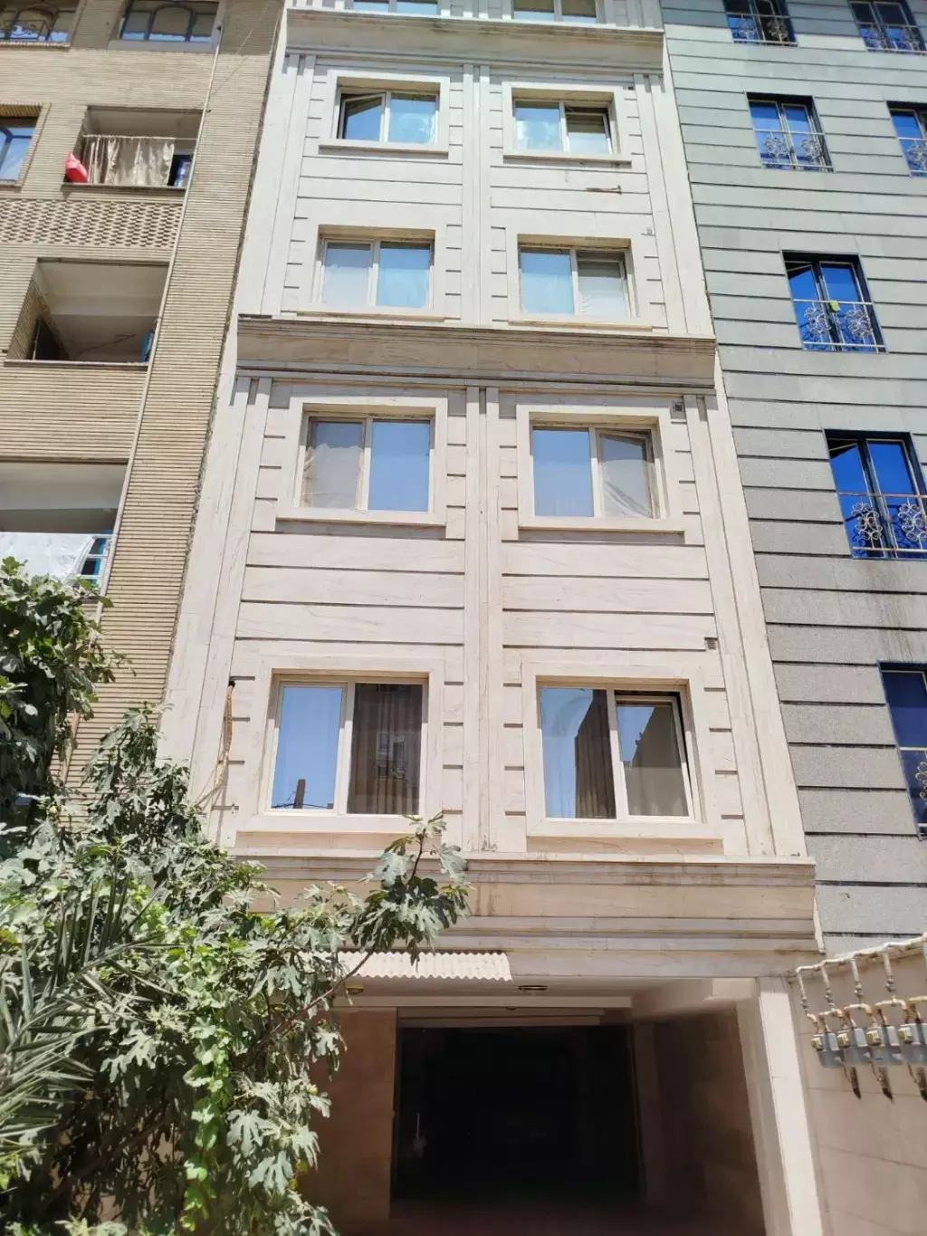 فروش آپارتمان 86 متری در شهادت