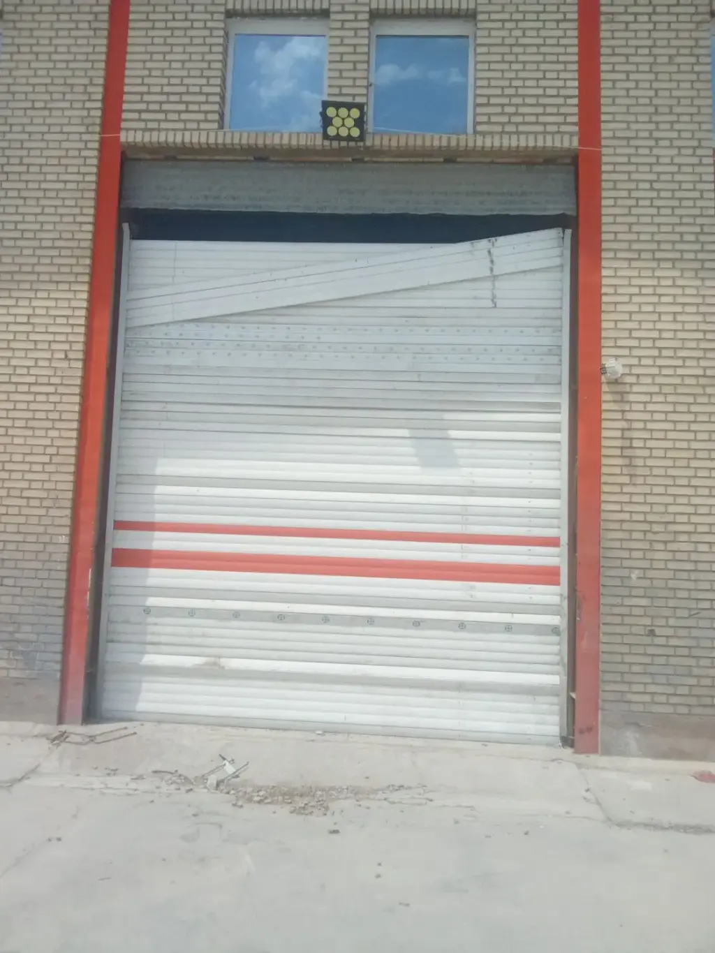 اجاره اداری و تجاری 4250 متری در شهرک استقلال