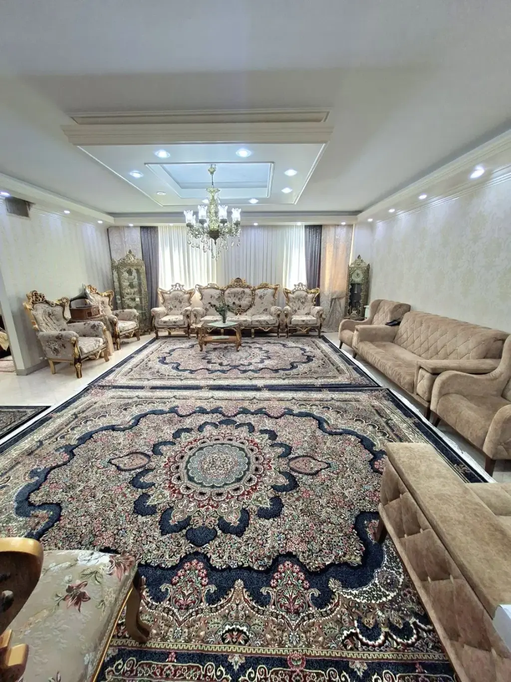 فروش آپارتمان 105 متری در سیزده آبان