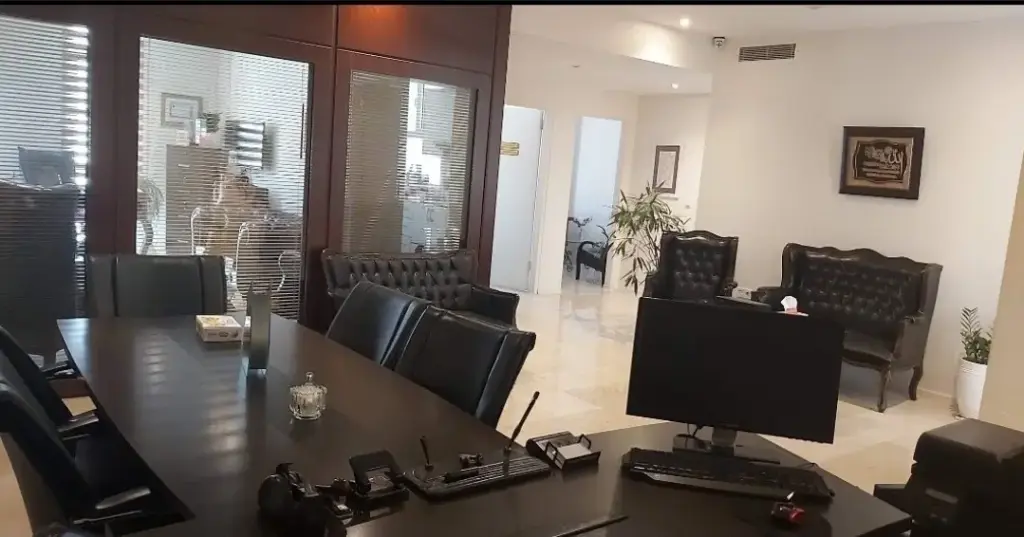 اجاره اداری و تجاری 120 متری در ظفر