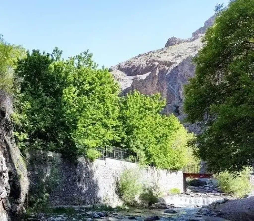 فروش زمین و کلنگی ۸۷۰ متری در بهاران